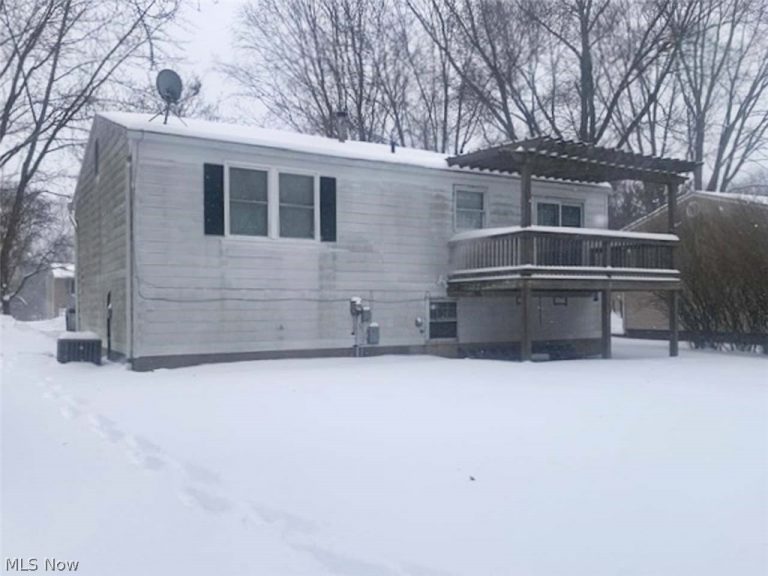 994 Erin Drive, Kent, OH - Photo 3