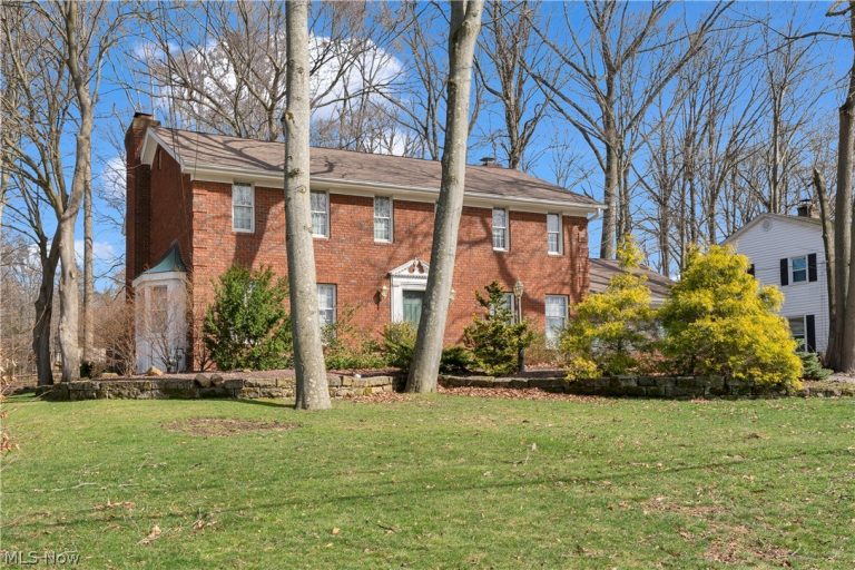 190 Chapel Lane, Canfield, OH - Photo 3