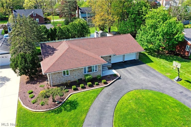 3210 Halsey Drive, Warren, OH - Photo 4