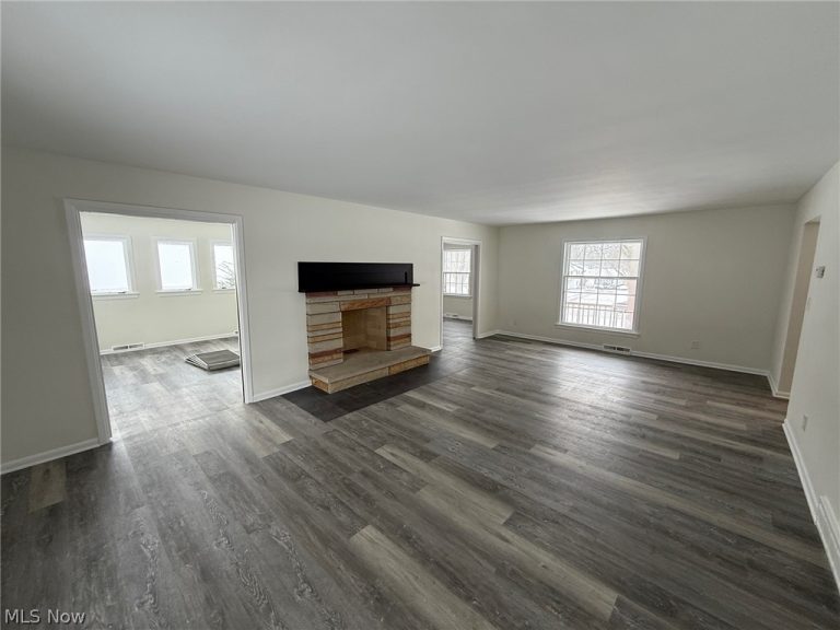 22350 Woodland Road, Shaker Heights, OH - Photo 5