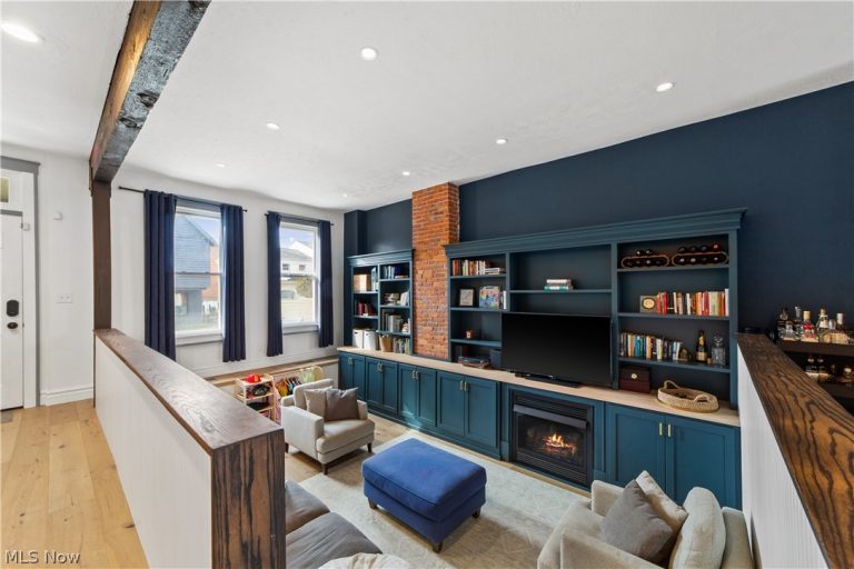 3060 Mabel Court #4, Cleveland, OH - Photo 6