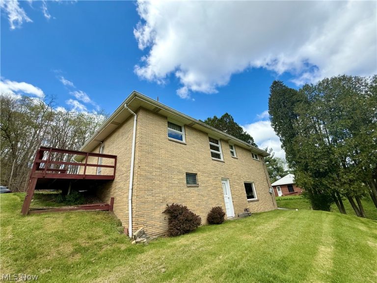 115 Nancy Street, Weirton, WV - Photo 6