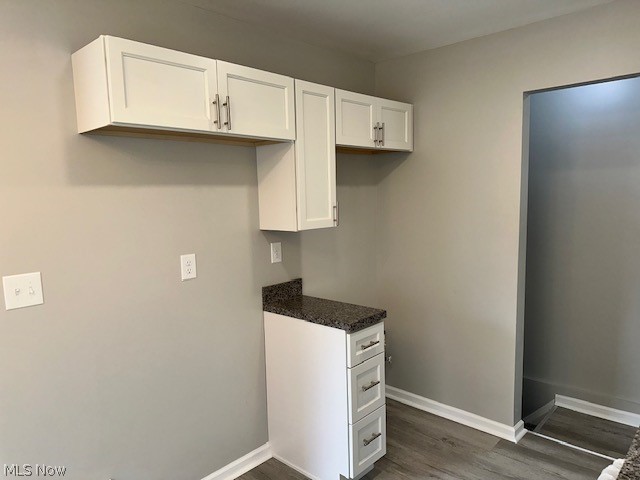 15707 Cloverside Avenue, Cleveland, OH - Photo 2