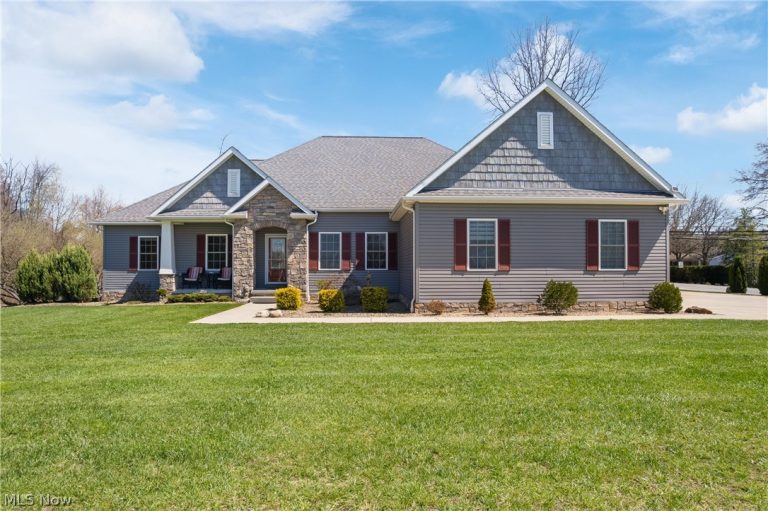 535 Caston Road, Green, OH, 44685