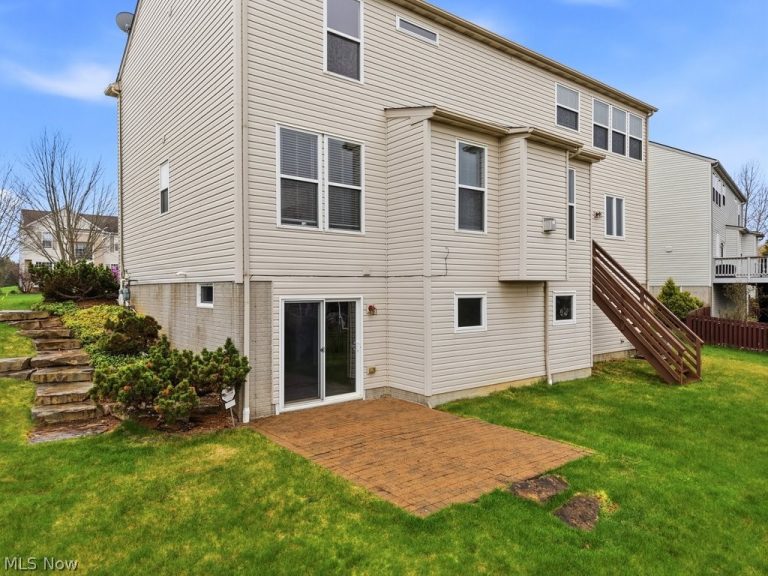4855 Bratton Court, Stow, OH - Photo 4