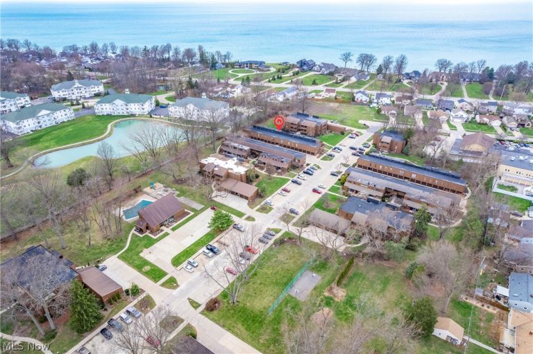 33803 Electric Boulevard #A16, Avon Lake, OH - Photo 3