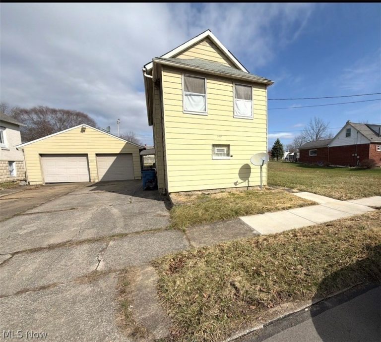 330 Sanderson Avenue, Campbell, OH, 44405