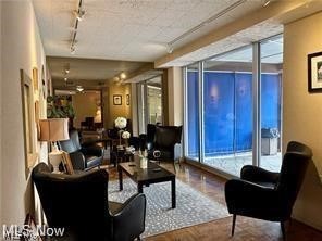 11850 Edgewater Drive #723, Lakewood, OH - Photo 2