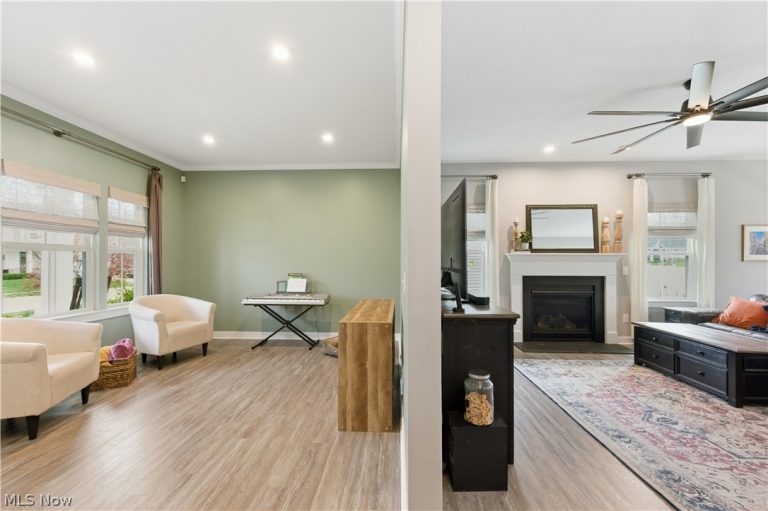 3402 Sandgate Street, North Canton, OH - Photo 6