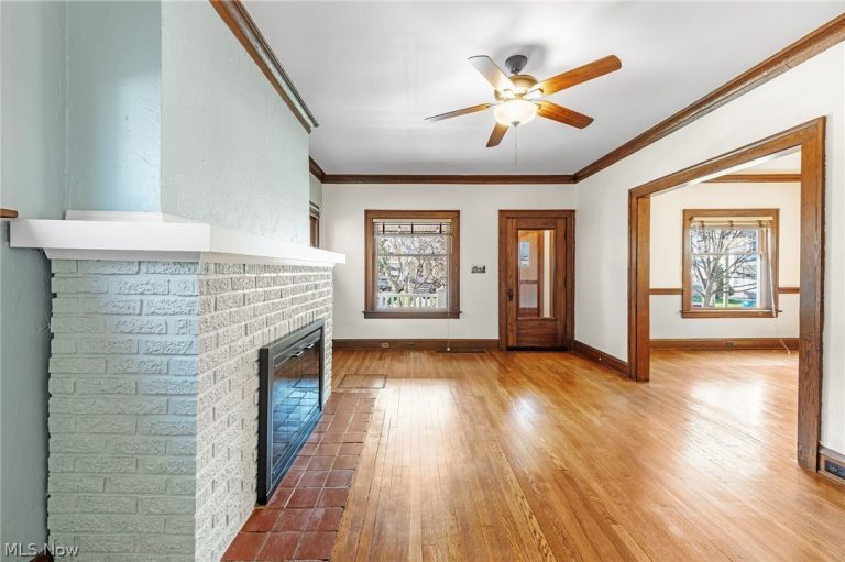 1295 Lakeland Avenue, Lakewood, OH - Photo 2