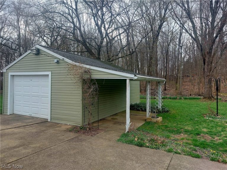 2215 Clyde Street, Poland, OH - Photo 6