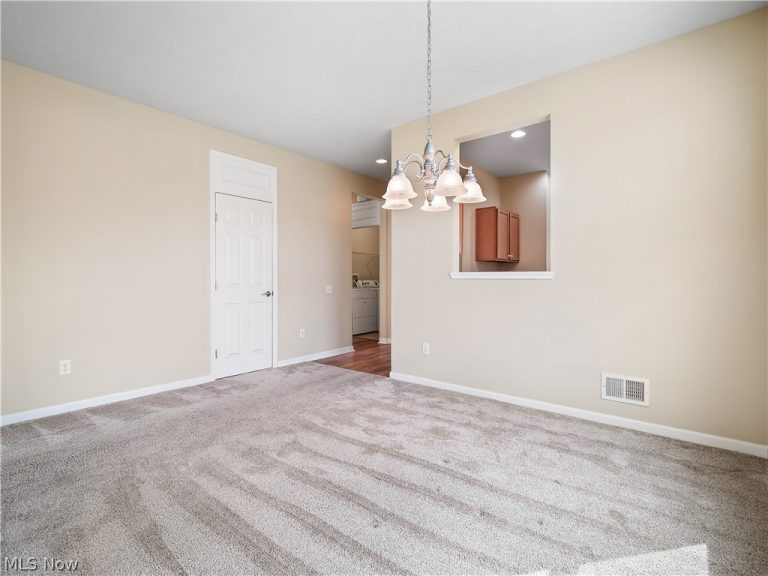 37952 Ashfield Way, North Ridgeville, OH - Photo 4