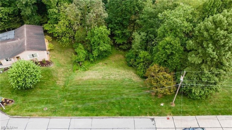 38 Wildwood Circle, Parkersburg, WV - Photo 2