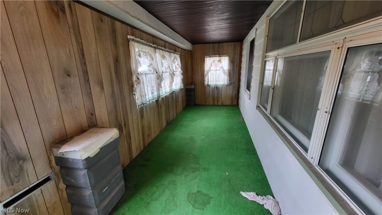 5520 Northcliff Avenue, Cleveland, OH - Photo 2