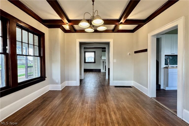 1225 Woodland Avenue, Canton, OH - Photo 4