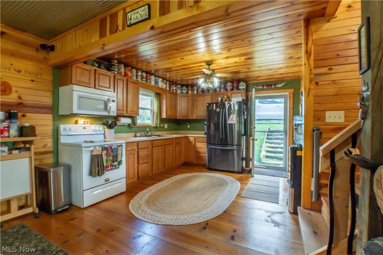 59501 Nevada Road, Quaker City, OH - Photo 6