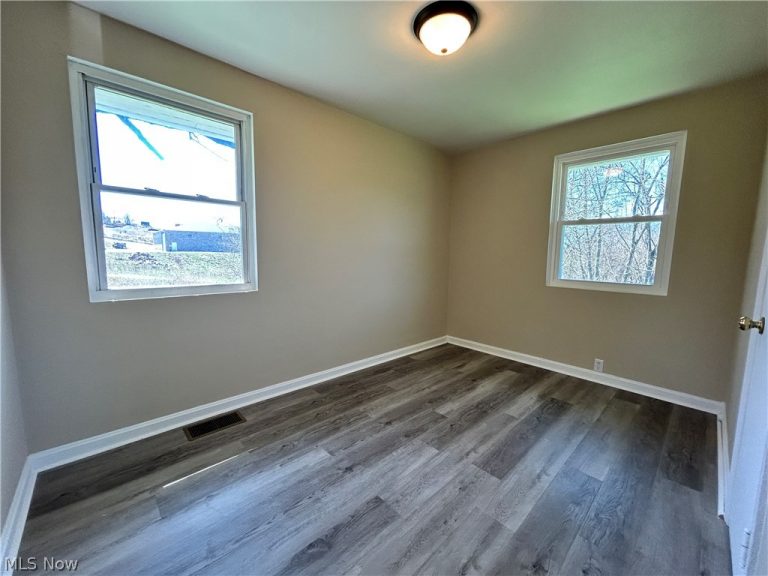 155 Canton Road, Wintersville, OH - Photo 8
