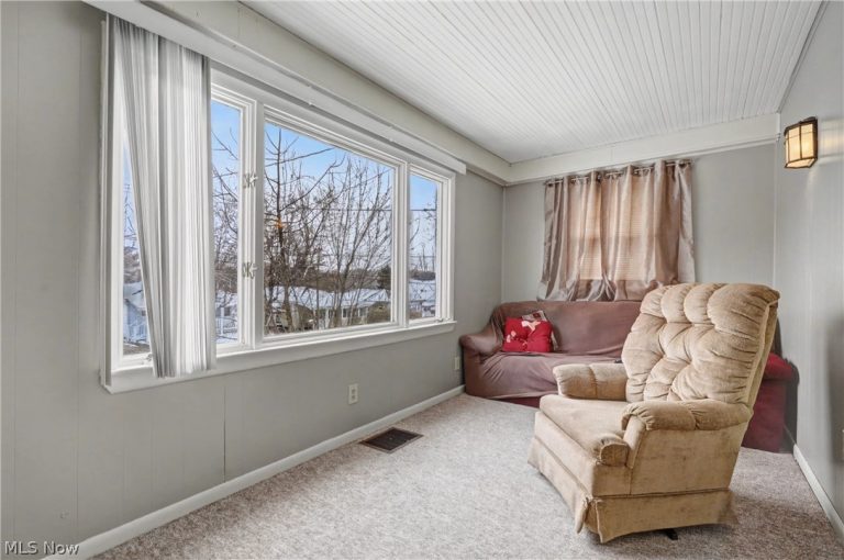 406 Moody Street, Akron, OH - Photo 6