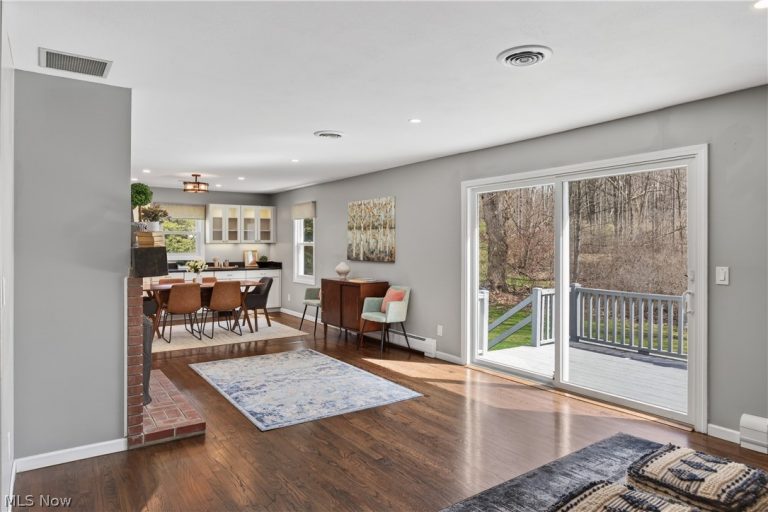 13971 Fox Hollow Drive, Novelty, OH - Photo 4