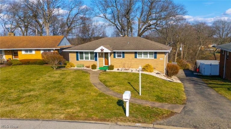 534 Westwood Drive, Steubenville, OH - Photo 3