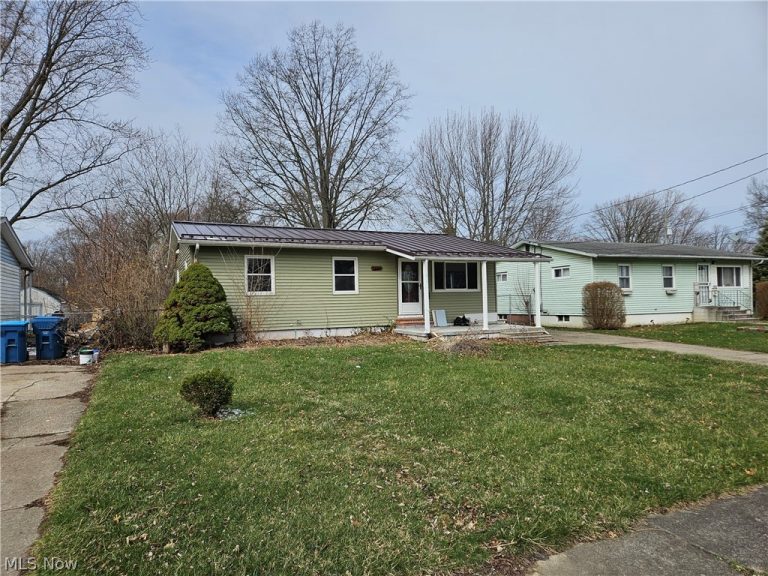 1506 Nevada Avenue, Lorain, OH - Photo 3