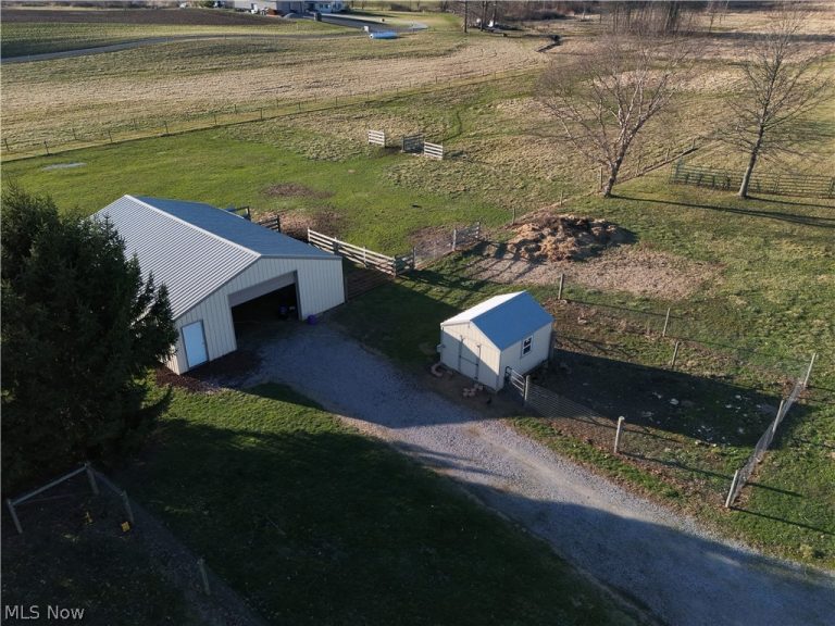 9280 Rochester Road, Minerva, OH - Photo 8