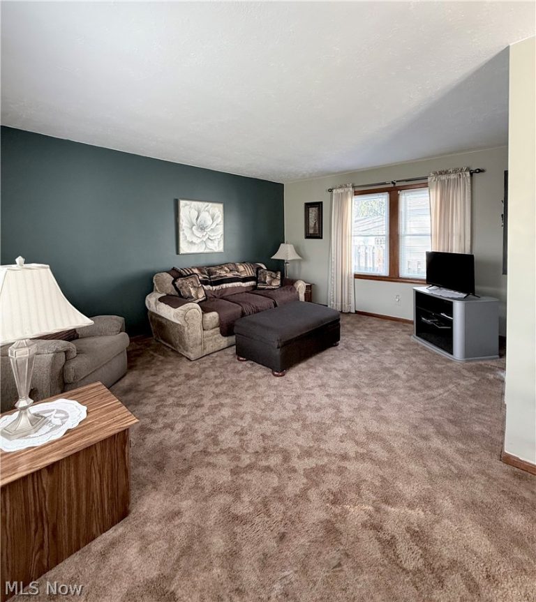 3 Broadmore Avenue, Bedford, OH - Photo 4