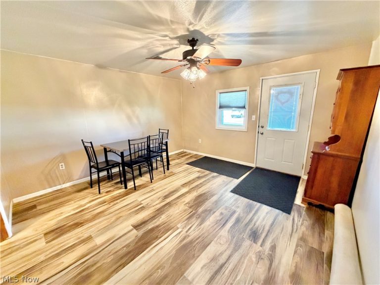 41651 Northwood Street, Elyria, OH - Photo 2