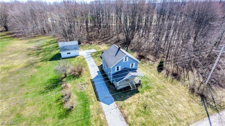 630 Dorman Road, Conneaut, OH - Photo 2