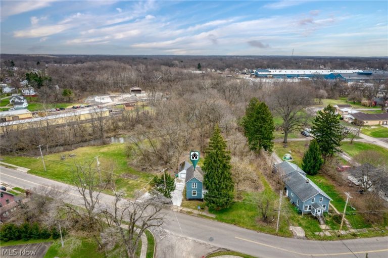 849 Walnut Avenue, Alliance, OH - Photo 3