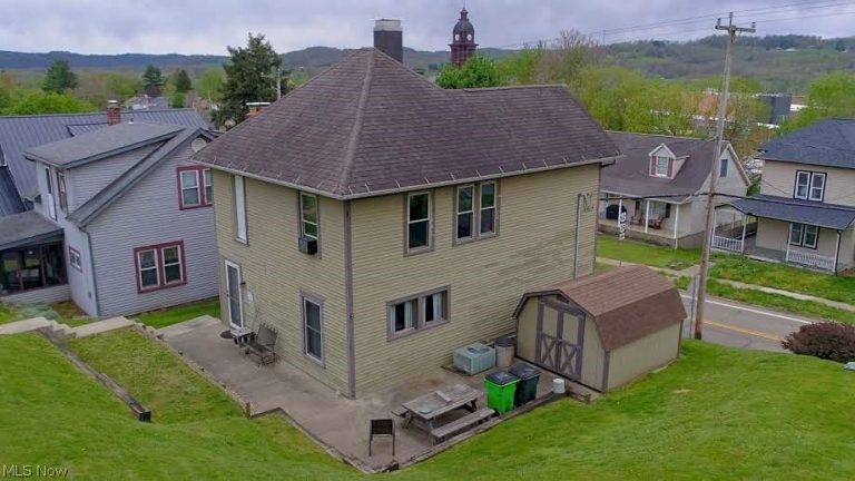 75 Crawford Street, Millersburg, OH - Photo 2