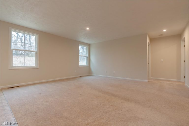 1270 Alpha Street, Massillon, OH - Photo 8