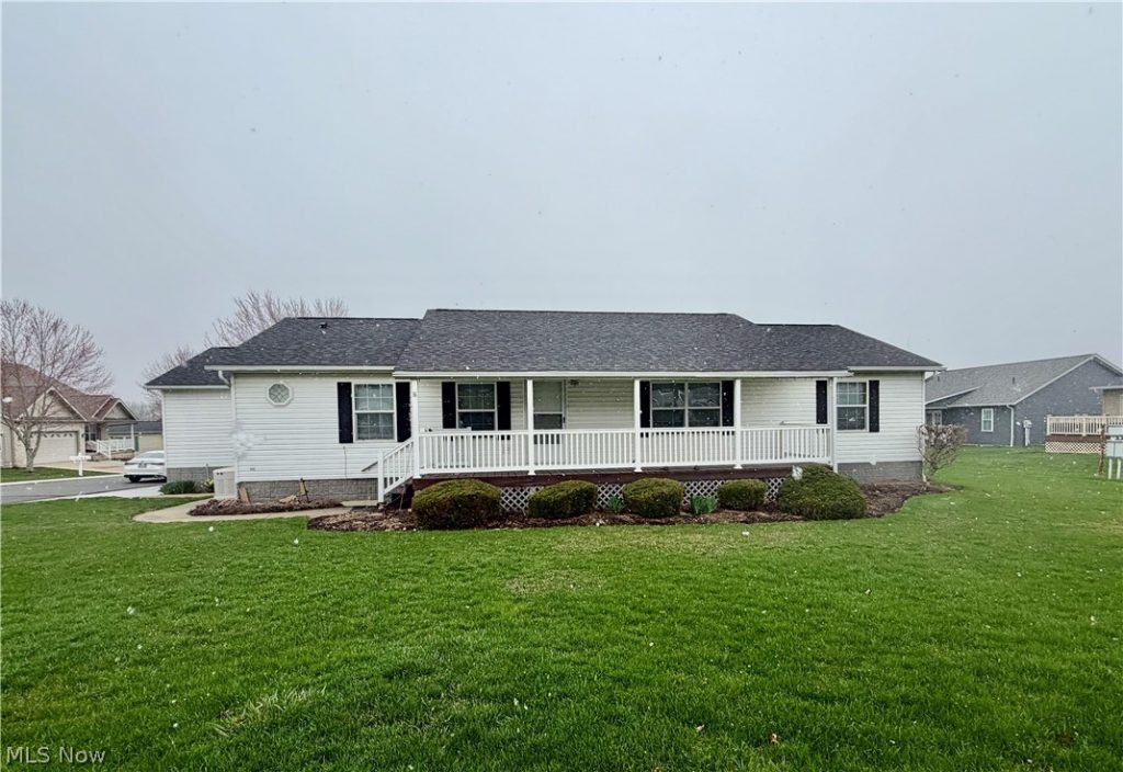 5665 Innkeeper Street, Dennison, OH
