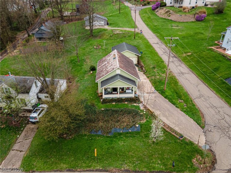 481 Hill Street, Coshocton, OH - Photo 8