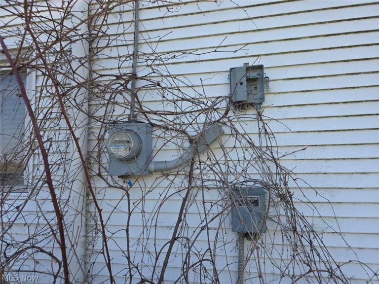 4622 Harbor Road, Port Clinton, OH - Photo 3