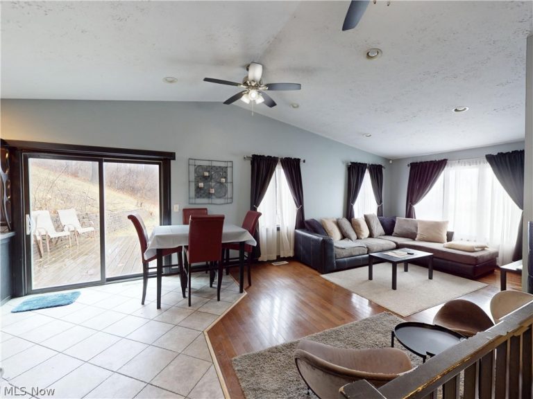 173 Portage Lakes Drive, Akron, OH - Photo 4