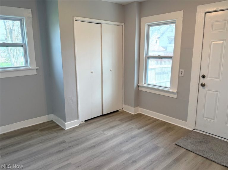 3143 104th Street, Cleveland, OH - Photo 6