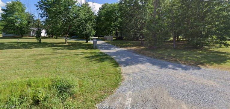 8464 & 8446 Tallmadge Road, Ravenna, OH, 44412