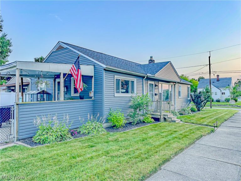 162 Mitchell Street, Barberton, OH, 44203