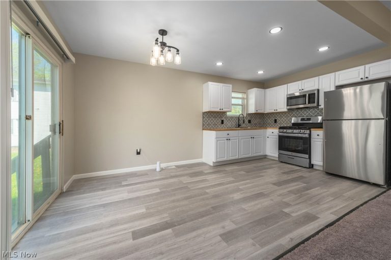 3402 117th Street, Cleveland, OH - Photo 8