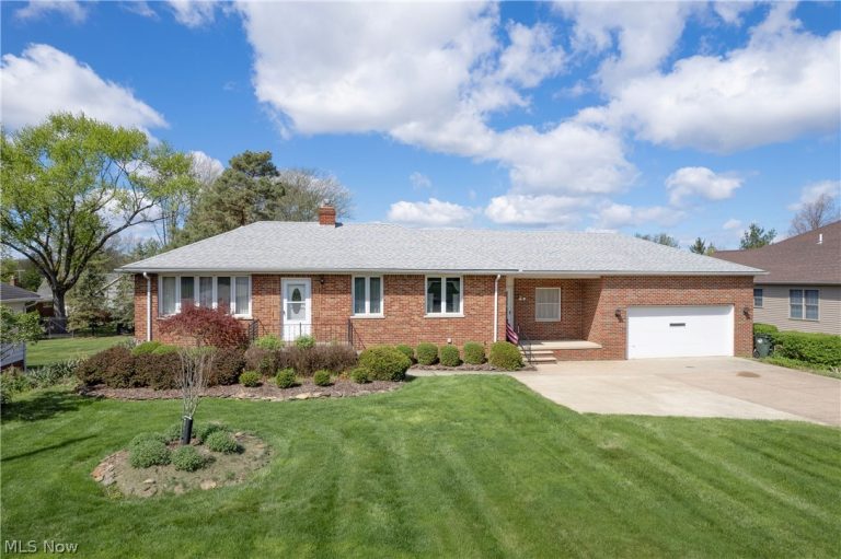 9298 York Road, North Royalton, OH, 44133