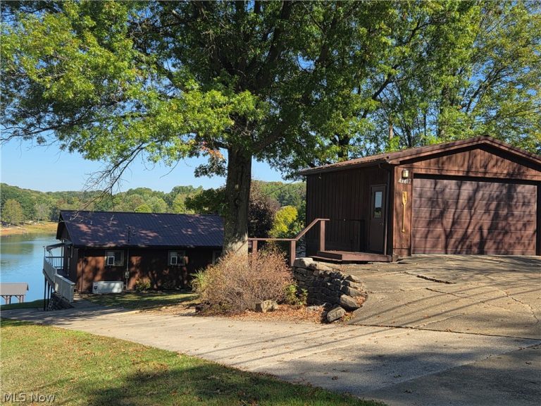 47817 Tomahawk Drive, Negley, OH - Photo 2