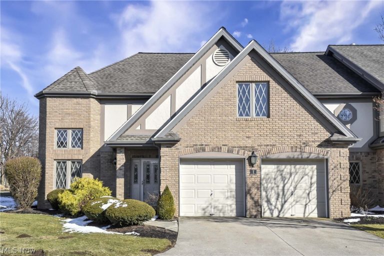 1 Aberdeen Court, Rocky River, OH, 44116