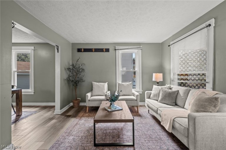 624 Broadway Street, Cuyahoga Falls, OH - Photo 8