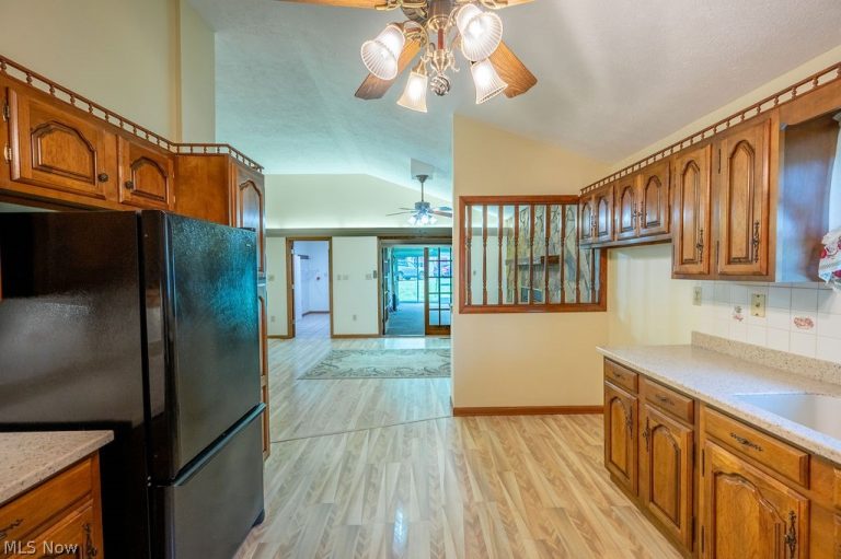 146 Graham Place, Davisville, WV - Photo 6