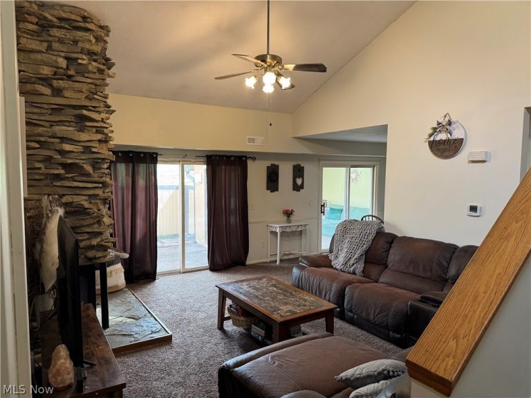 1438 Loop Road, Kent, OH - Photo 3