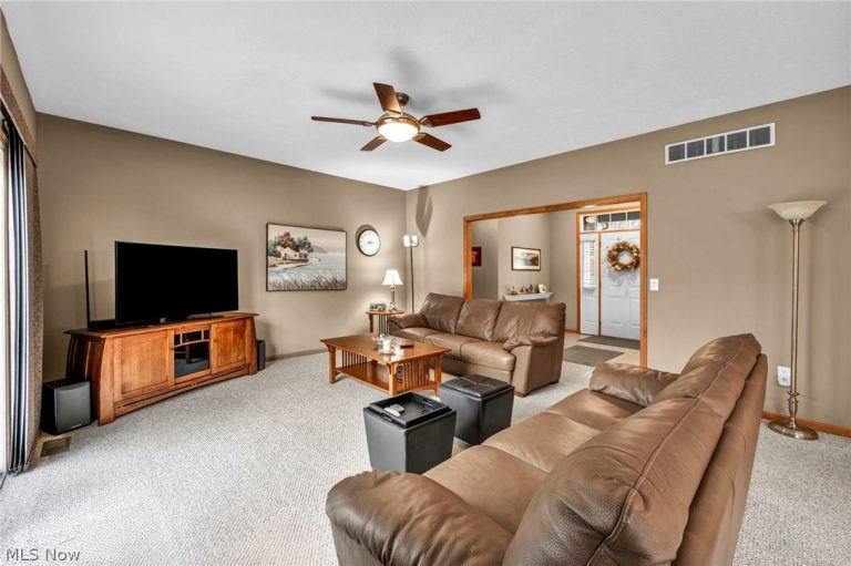 1175 Aurora Hill Drive, Aurora, OH - Photo 5
