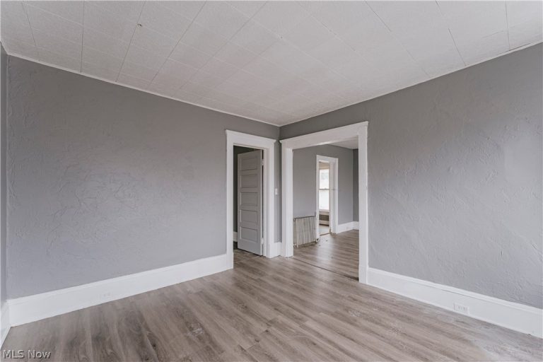 3103 Ruby Avenue, Cleveland, OH - Photo 5