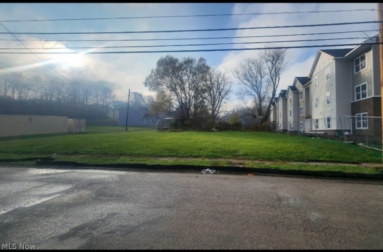 822 Muskingum Avenue, Zanesville, OH, 43701