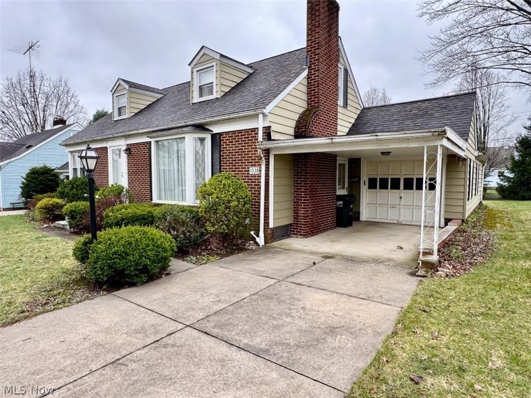 1038 Vincent Boulevard, Alliance, OH - Photo 3